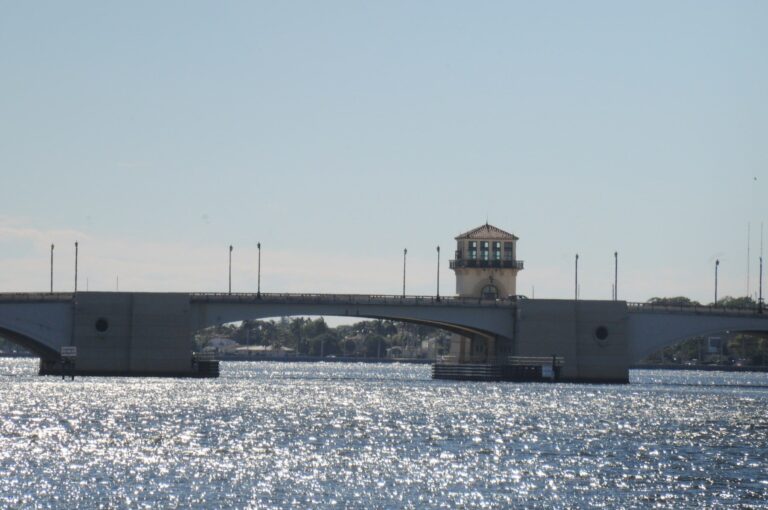 Lake Worth Lagoon, Florida