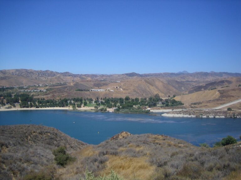Castaic Lake, California