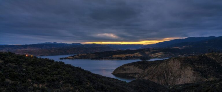 Castaic Lake, California