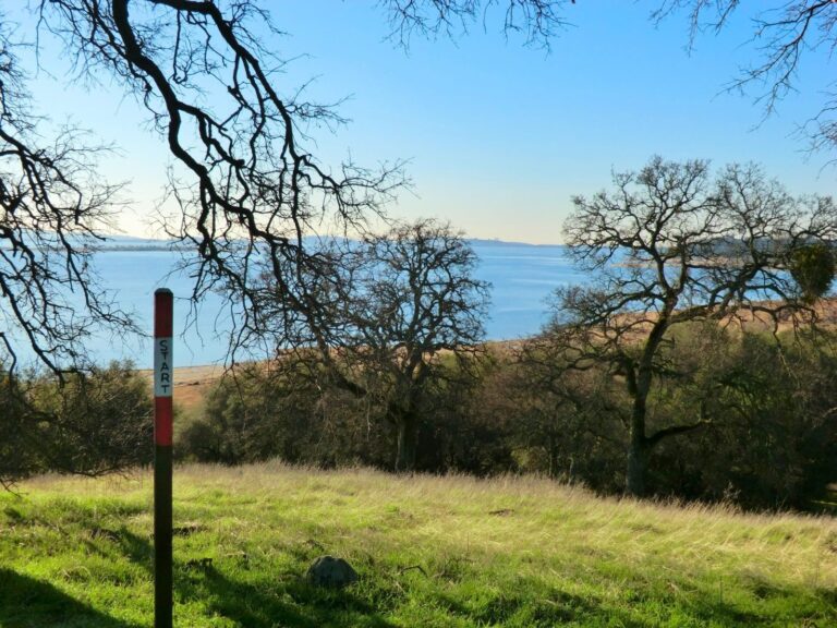 Folsom Lake, California