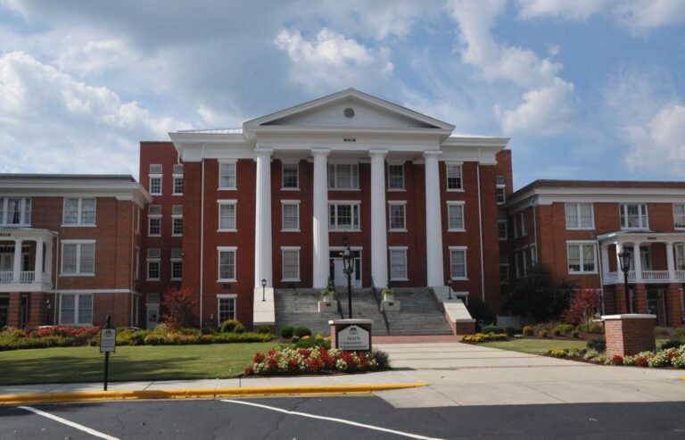 Louisburg, North Carolina